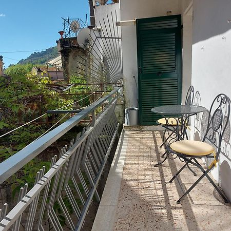 دولشياكا B&B Dei Doria & Suite المظهر الخارجي الصورة